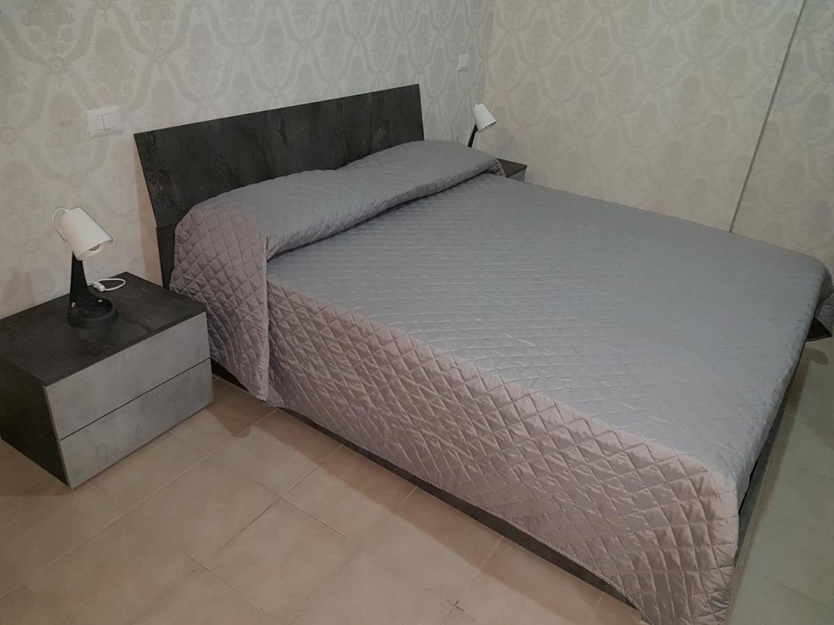 Casa Vacanza Dinastia Borbone - Centro Storico Νάπολη Εξωτερικό φωτογραφία
