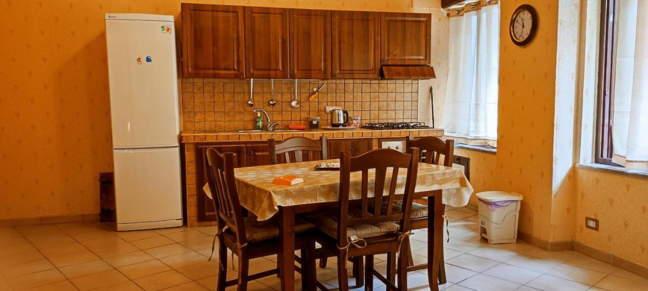 Casa Vacanza Dinastia Borbone - Centro Storico Νάπολη Εξωτερικό φωτογραφία